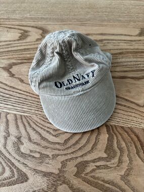 Old Navy Corduroy Baseball Cap in Beige